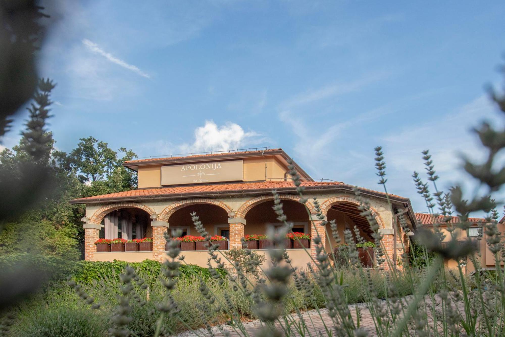 Residence Apolonija Guest House Sezana Ngoại thất bức ảnh