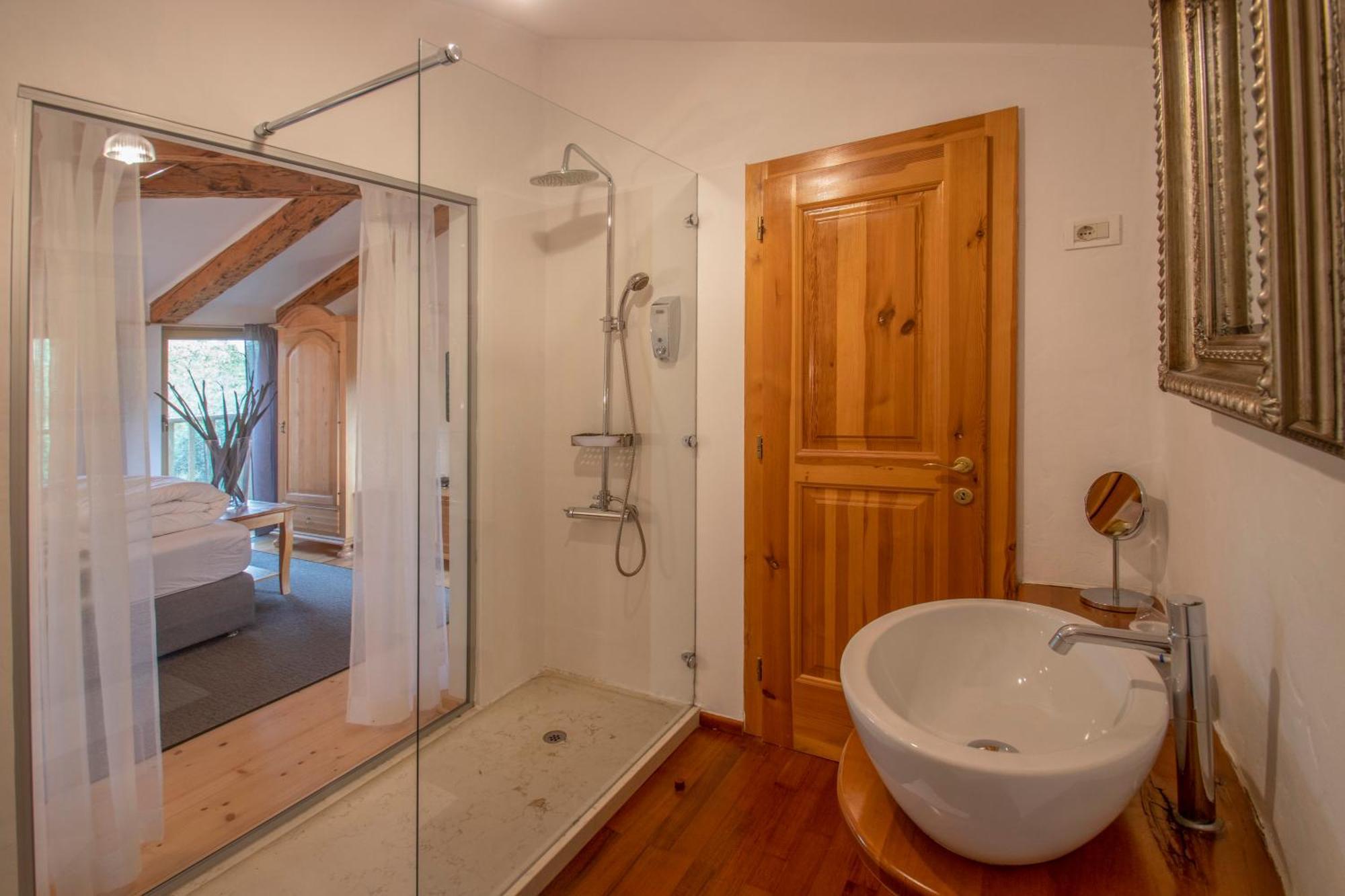 Residence Apolonija Guest House Sezana Ngoại thất bức ảnh