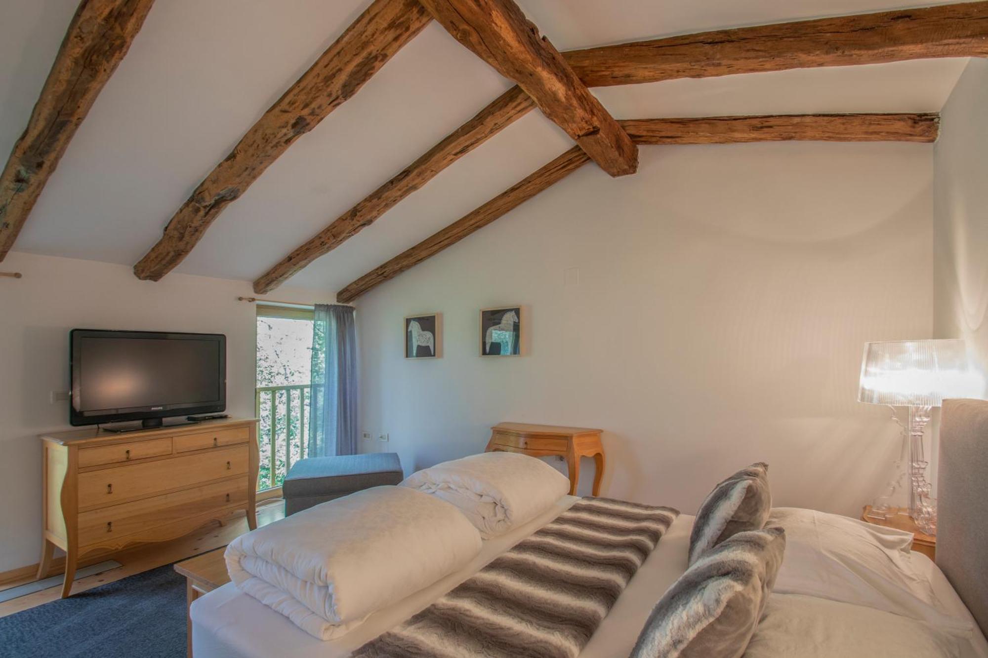 Residence Apolonija Guest House Sezana Ngoại thất bức ảnh