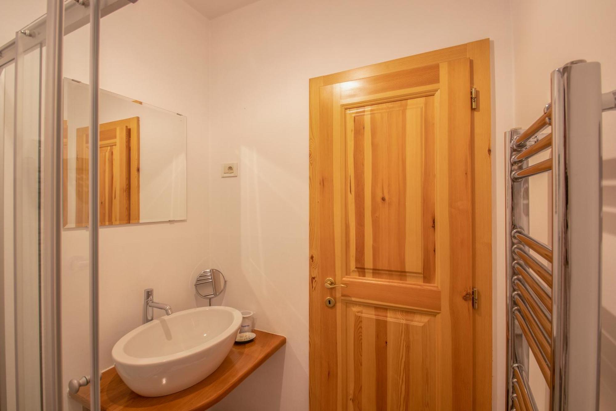 Residence Apolonija Guest House Sezana Ngoại thất bức ảnh