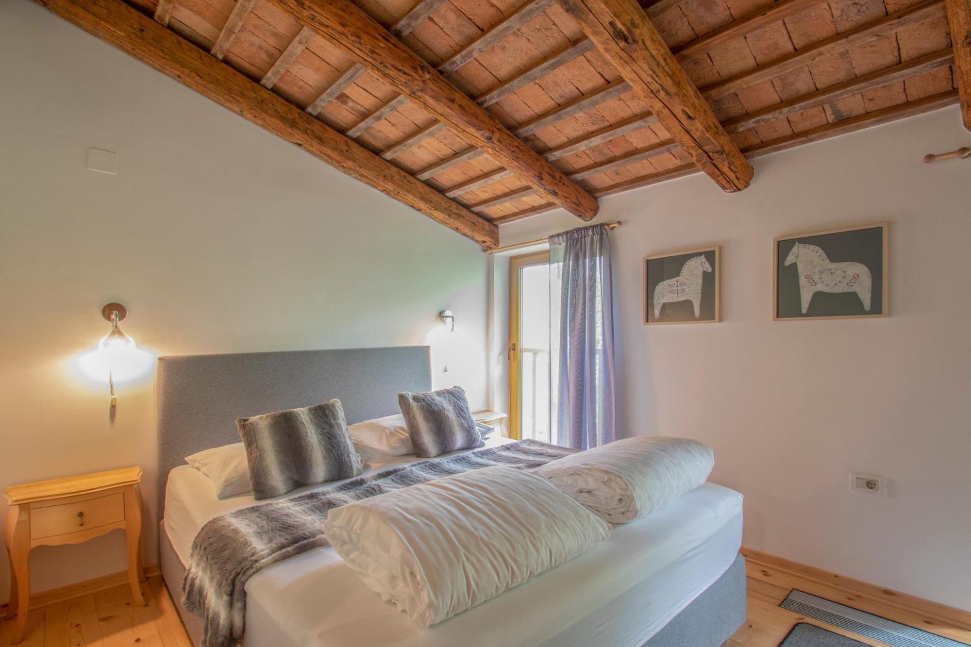 Residence Apolonija Guest House Sezana Ngoại thất bức ảnh